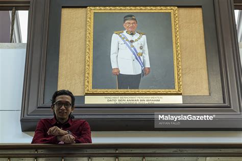 Pelukis Potret Datuk Seri Anwar Ibrahim Pm10