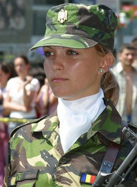Which Country Has The Most Beautiful Female Army Soldiers