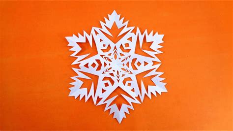 Paper Snowflake Tutorial How To Make A Paper Snowflakes Step By Step