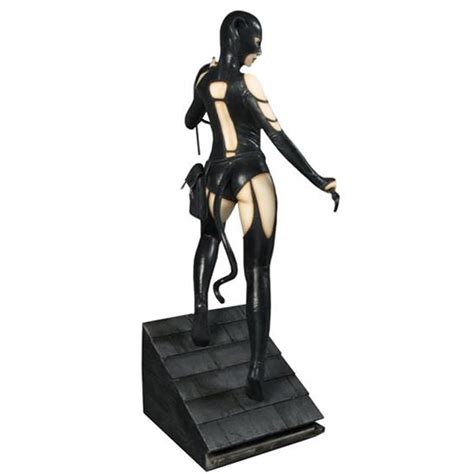 catwoman fantasy figure luis royo statue