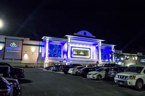 couple allegedly caught having sex in santikos casa blanca movie theater houston chronicle