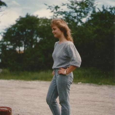 vintage everyday snapshots of teenagers in the 1980s 1980s looks heavy metal girl metal girl