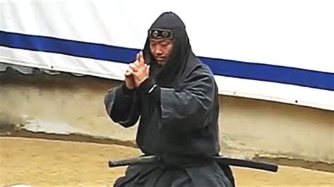 real ninjas show  skills pop japan
