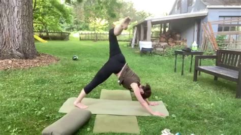aparigraha yoga class  shona hip opening   clinging youtube
