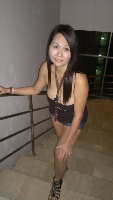 beautiful and super cute singaporean wife s filthy naked self timer photos leaked 15pix