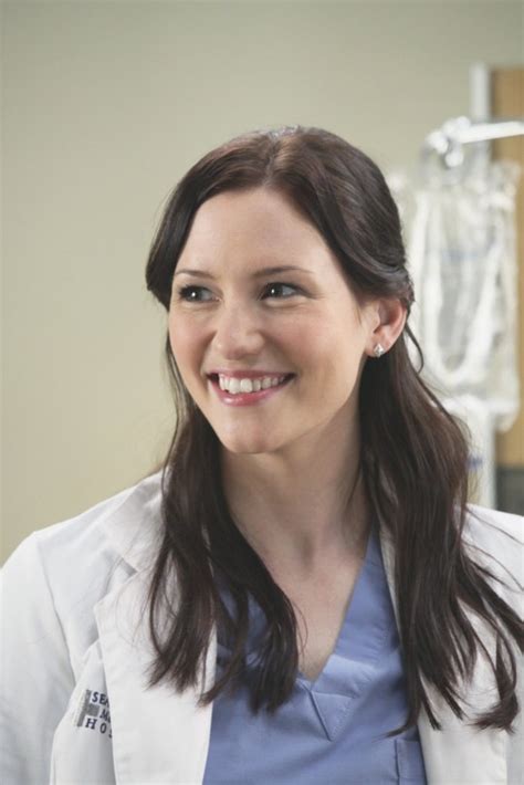 grey s anatomy fans want lexie grey next to join meredith on the beach