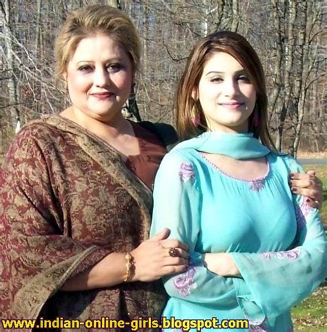 indian hot dating night club pub girls hot pakistani