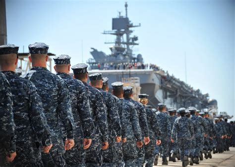 la marina estadounidense de providencia  estrategia el orden