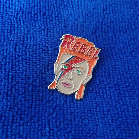 david bowie pin enamel badge metal in pins and badges from