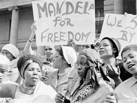 Nelson Mandela Rights Activist Dies