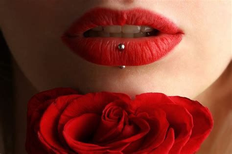a beginner s guide everything you need to know about lip piercings