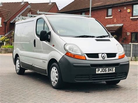 renault trafic  diesel  speed manual drives    perfect  full service