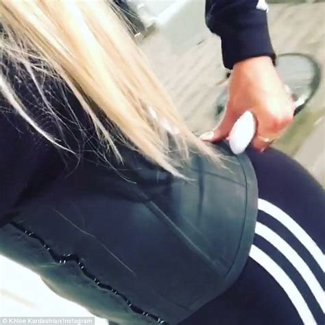 Khloe Kardashian Shares Video Of Niece North West Swearing Daily Mail