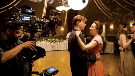 how ‘brooklyn mirrors saoirse ronan s own coming of age story the