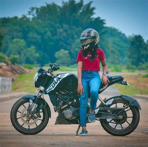 pin by najhni kurrey on biker girl bike photoshoot bike pic stylish