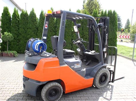toyota fg lpg forklifts price  year