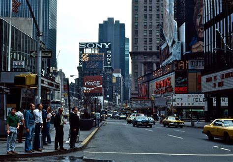 Incredible Vintage Color Photos Of New York Street Scenes