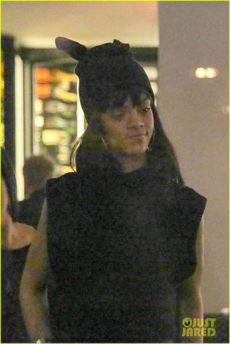 full sized photo of rihanna drake spotted on dinner date