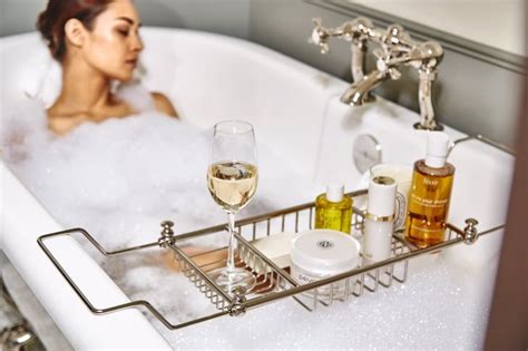 How To Take The Most Relaxing Bath Of Your Life In 2020 Relaxing Bath