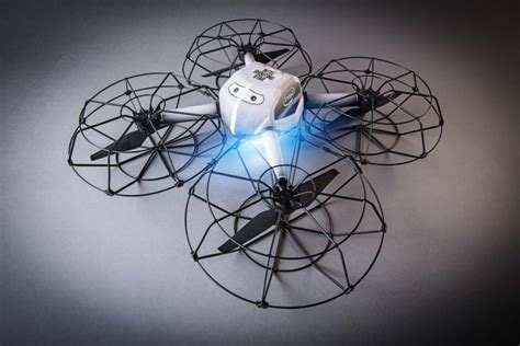 intel flew  drones  sync  create  epic light show   super bowl petapixel