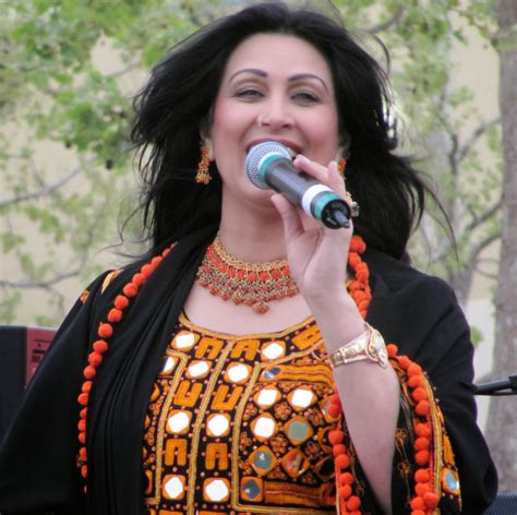 pashto showbiz pashto singer naghma