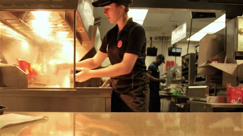 40 percent of female fast food workers experience sexual