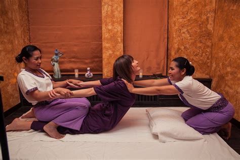 Что такое тайский массаж и как он делается