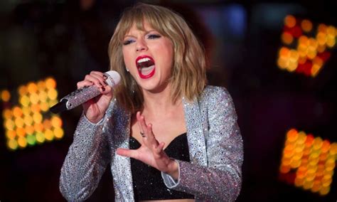 Taylor Swifts Twitter And Instagram Accounts Hacked Music The Guardian