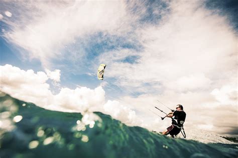 surfen curacao tipps fuer die besten spots zum kitesurfen wellenreiten