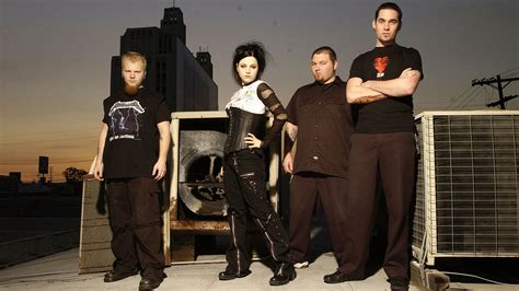 story  evanescence   louder