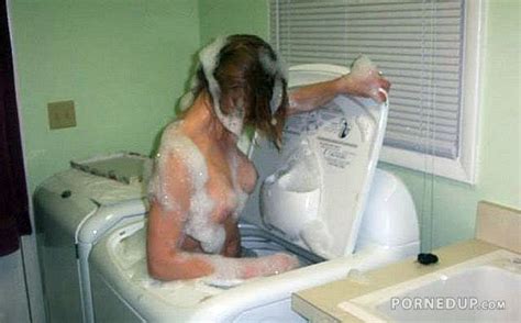 naked girl in washing machine porned up