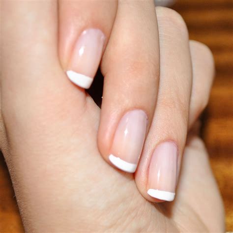 tips   perfect french manicure