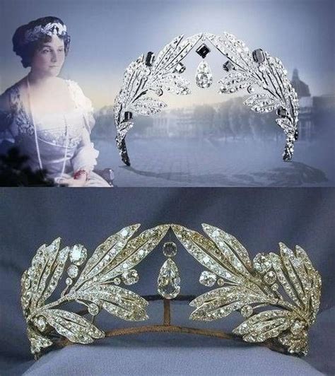 favorite sanctuary  duchess  windsor wallis simpson jewelry royal wedding