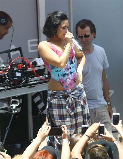 demi lovato cool for the summer pool party tour 26 gotceleb
