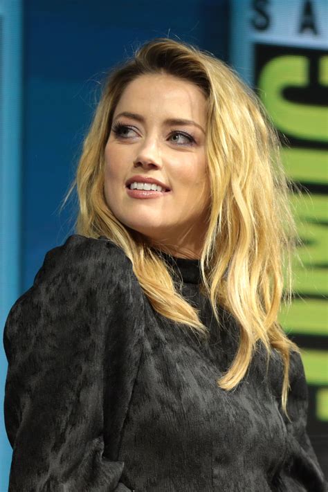 amber heard 2020 fiancé net worth tattoos smoking and body measurements taddlr