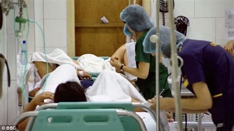 Inside The World S Busiest Maternity Ward Where Women Sleep Five To A