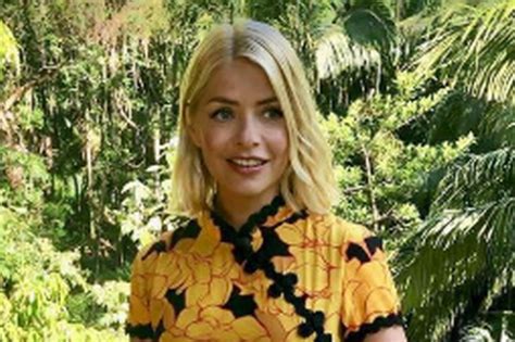 holly willoughby s jungle outfits leave i m a celebrity viewers divided