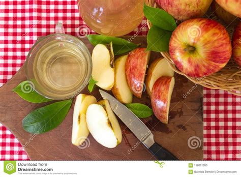 artisanal preparation  healthy organic apple cider vinegar stock image image  acid liquid