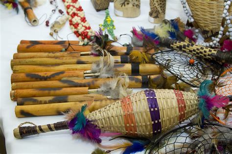 cultura indigena historia estrutura social arte  artesanato religiao
