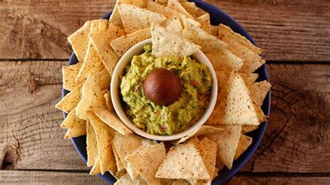 7 Chips And Dips Recipes To Make For Your Game Day Party Rachael Ray Show