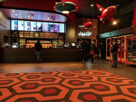 here are 5 of the best movie theatres in the united states