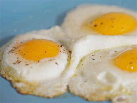 How To Fry An Egg Food Network Food Network