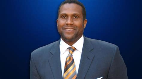 Tavis Smiley Suspended By Pbs Vows To Fight Back