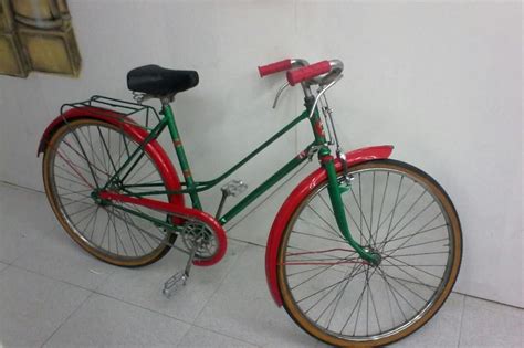 pin en triciclos  bicicletas
