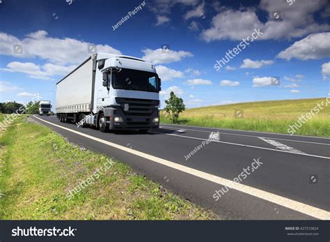 truck  road stokovye fotografii  shutterstock