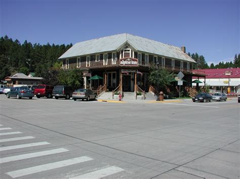 alpine inn   home inn outdoor decor