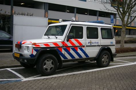 politie jeep google zoeken politie auto taart pinterest politie mercedes benz en zoeken