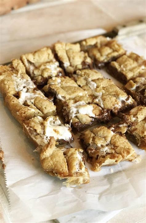 easy smores bars    favorites  daily