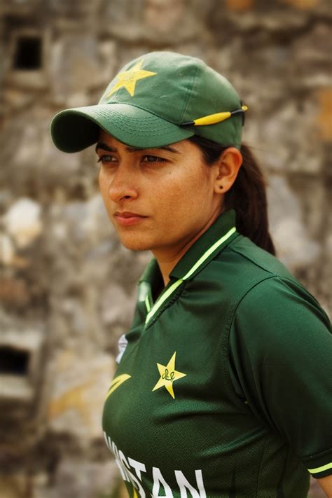 15 photos of hot sexy and beautiful female cricketers