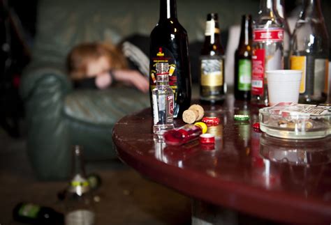 verdubbeling van gevallen van alcoholvergiftiging nrc